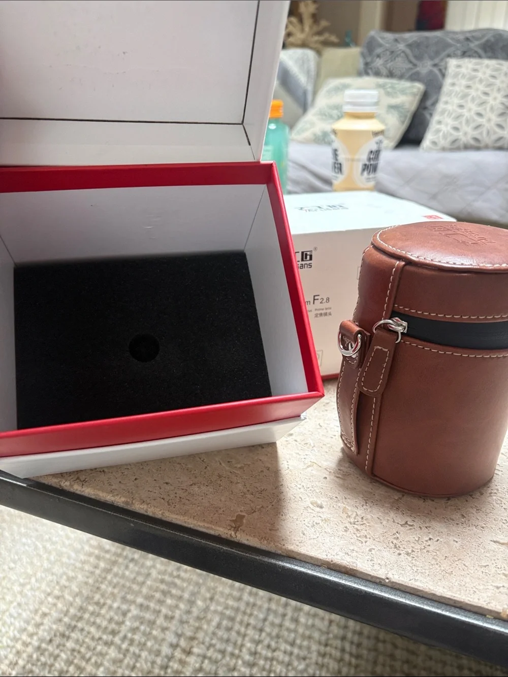 Artisan 10mm F2.8 Wide-Angle Lens with Brown Leather Carry Case